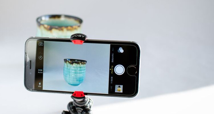 Smartphone tripod.