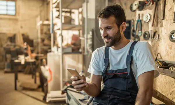 Does Selling Online Make Sense for Hyperlocal Businesses?